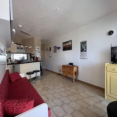 A 20 M De La - 2beazur99 * Canet-en-Roussillon